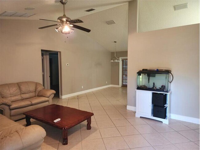 Building Photo - 7805 Fort Walton Ave