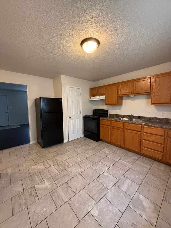 Building Photo - 301 Adams St