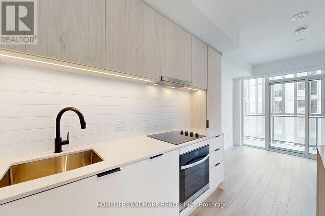 Building Photo - 89 Church St