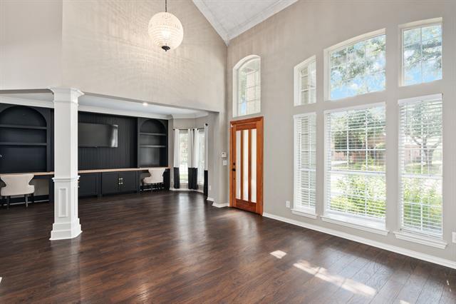 Building Photo - 5997 Sandhill Cir