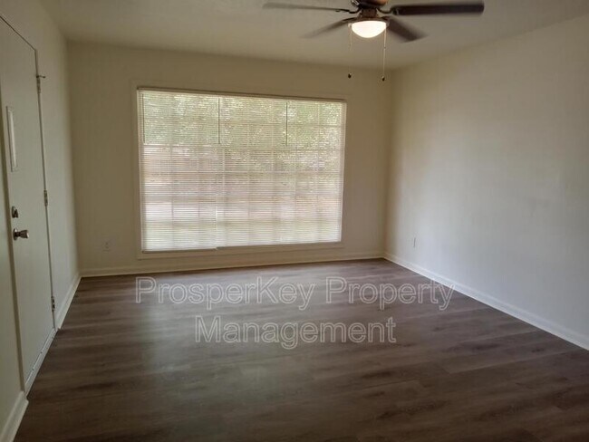 Building Photo - 4604 Gatewood Ave