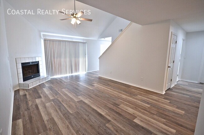 Building Photo - 310 Schneider Dr
