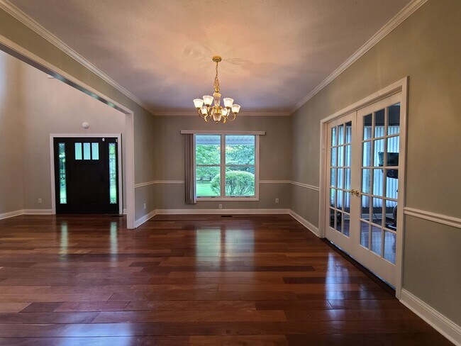 Foto del edificio - 9440 Park Ridge Trail