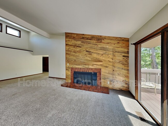 Building Photo - 3125 Broadmoor Valley Rd