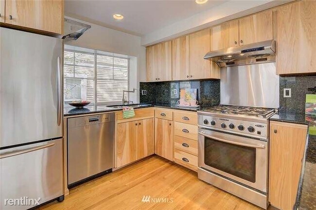 Foto del edificio - 4418 Corliss Ave N