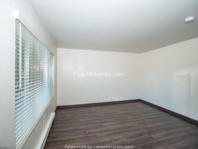 Foto del edificio - 5008 SE Woodward St