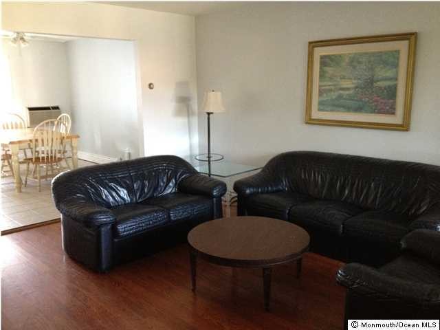 Foto del edificio - 38 Sternberger Ave