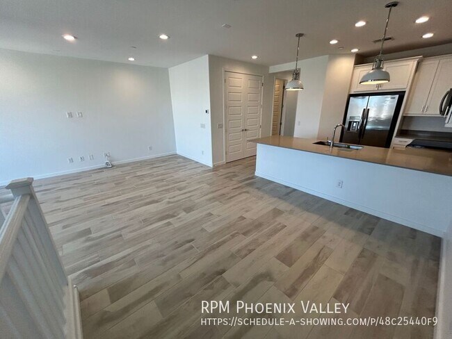 Building Photo - 4134 E Pinto Dr