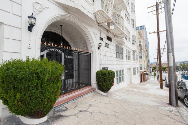 Building Photo - 2 bedroom in San Francisco CA 94102