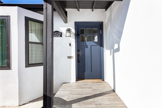 Foto del edificio - 5629 Natick Ave