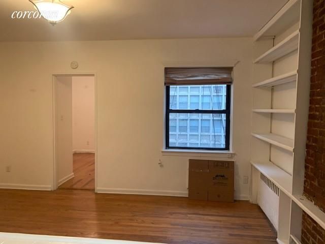 Foto principal - 151 W 95th St