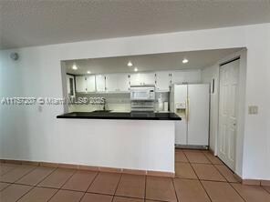 Foto principal - 4430 NW 79th Ave