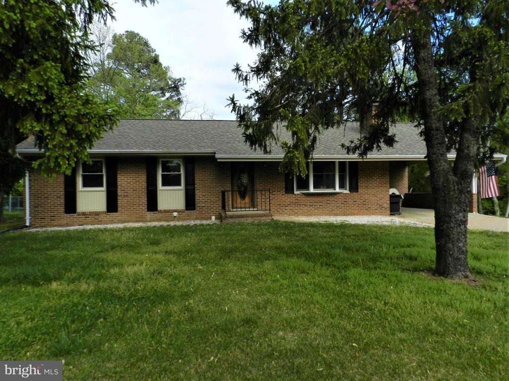 12007 Sheraton Hills Dr, Fredericksburg, VA 22407 House Rental in