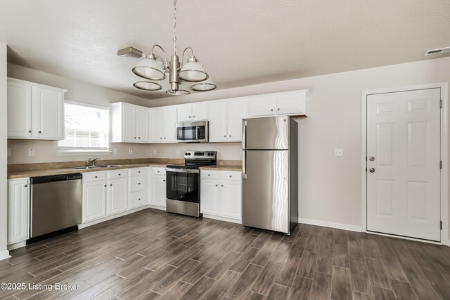 Foto del edificio - 9710 Evanwood Ct