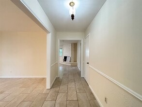 Building Photo - 12342 Barryknoll Ln