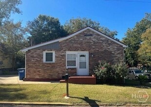 Building Photo - 285 Savannah Ave