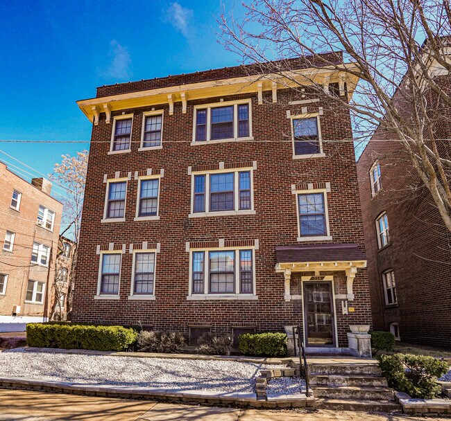 750 Heman Ave, University City, MO 63130 Apartments in University City, MO