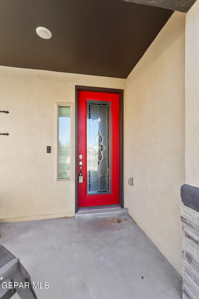 Building Photo - 3921 Desert Dunes Dr