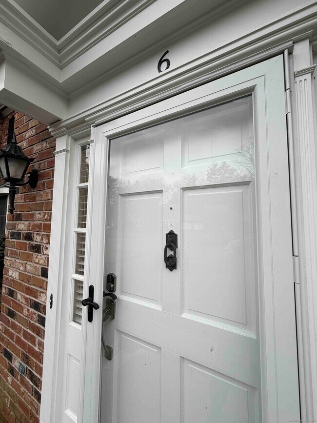 Foto del edificio - 6 Tunxis Village