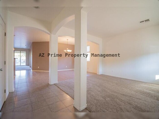 Building Photo - 42382 W Chimayo Dr