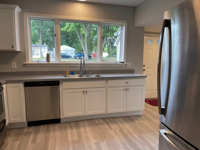Kitchen - 33 East Buffalo St