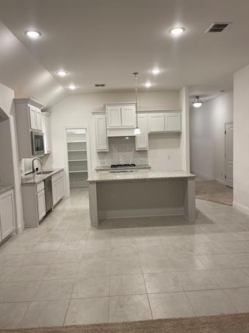 Building Photo - 2023 Ranchwood Drive