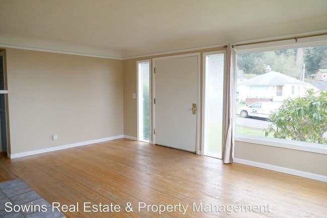 Building Photo - 3512 Harrison Ave