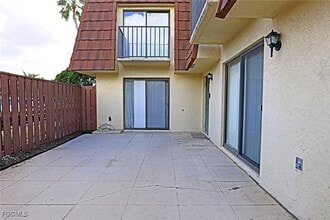 Building Photo - 5219 Cedarbend Dr