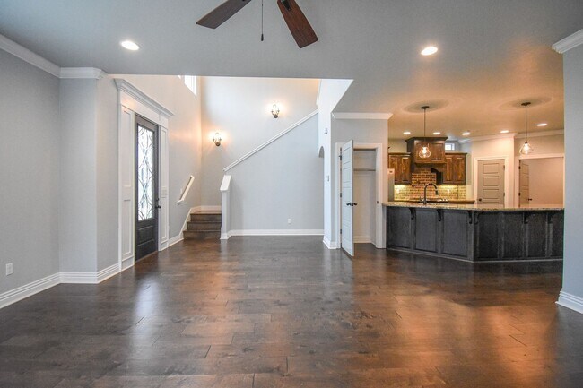 Foto del edificio - Stunning 4 bedroom, 2.5 bathroom home in Fayetteville!