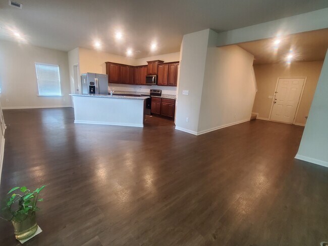 Foto del edificio - 157 Innis Brk Cir