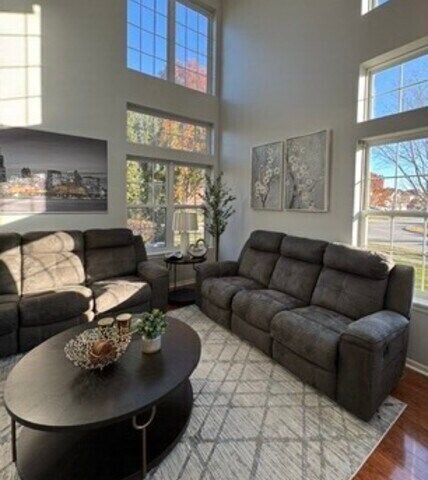 Foto del edificio - 9363 Rainsford Dr