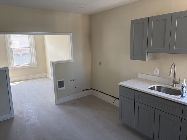Foto del edificio - 2742 Kensington Ave