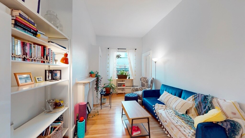 Foto principal - 397 Beacon St