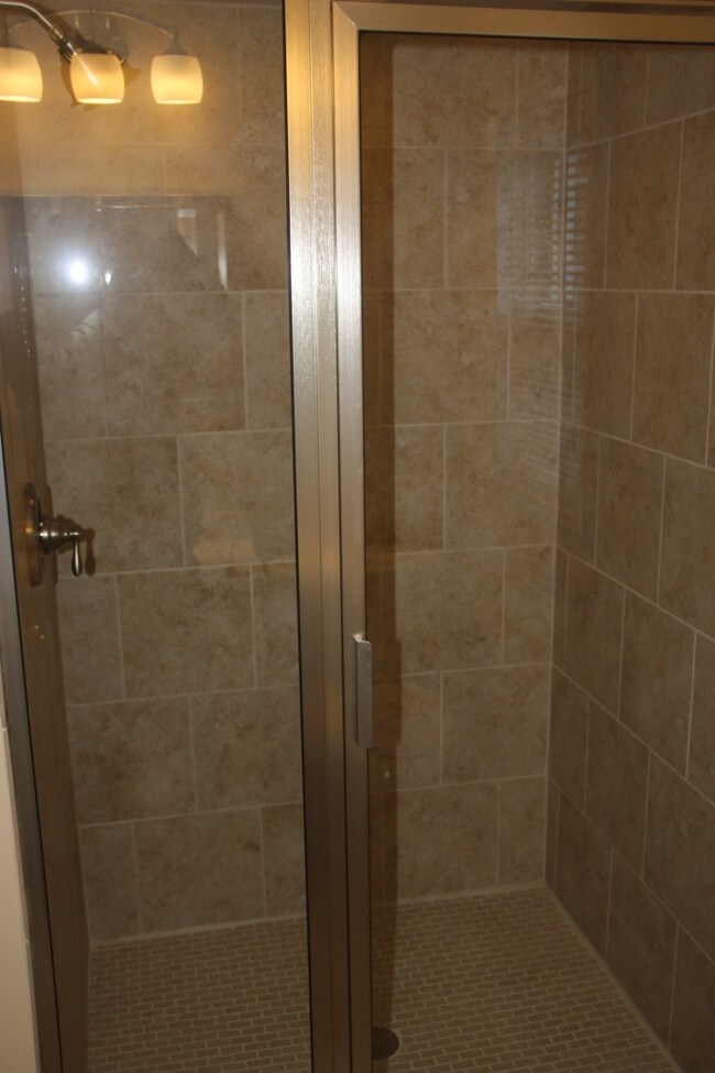 Foto del edificio - 2142 Collinway St