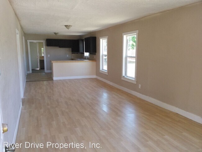 Foto del edificio - 3 br, 1 bath House - 319 Sycamore Drive