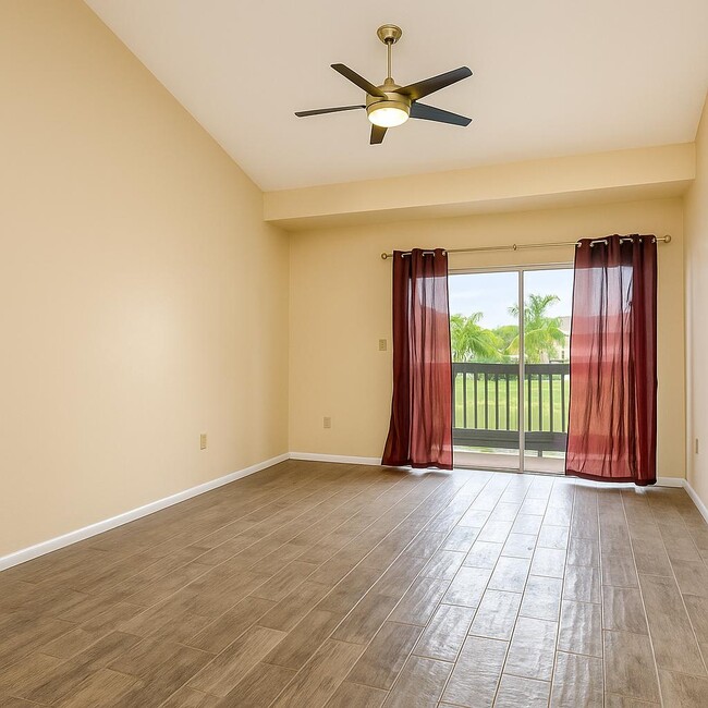 Building Photo - 485 SW 113th Way