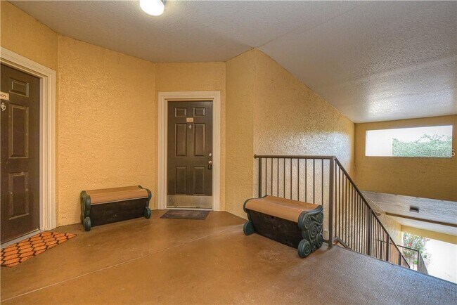 Foto del edificio - 5125 Palm Springs Blvd