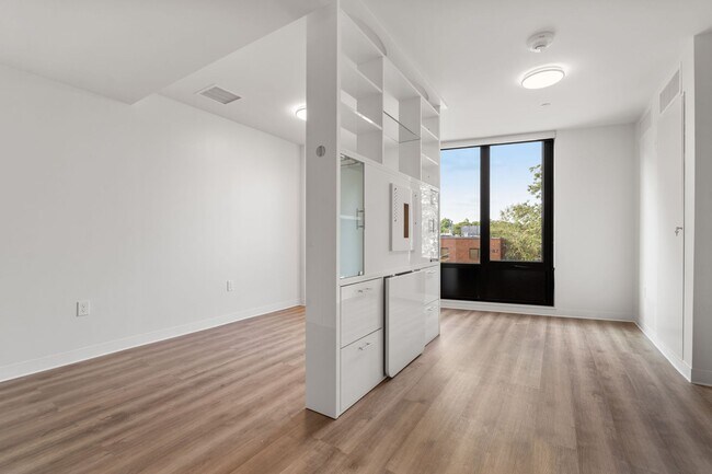 Foto del edificio - 280 Western Ave