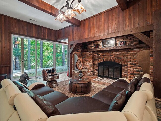 Foto del edificio - 117 Partridge Ln