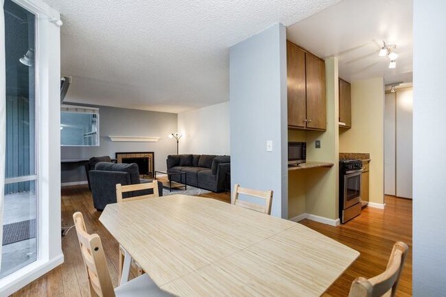 Foto del edificio - North Campus Location!