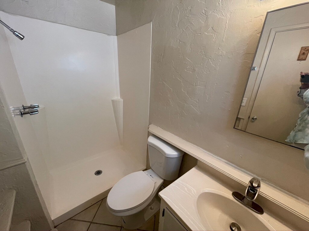 Building Photo - 7655 E Tulip Tree St