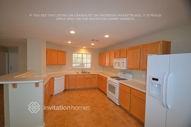 Building Photo - 8607 Shady Pines Dr