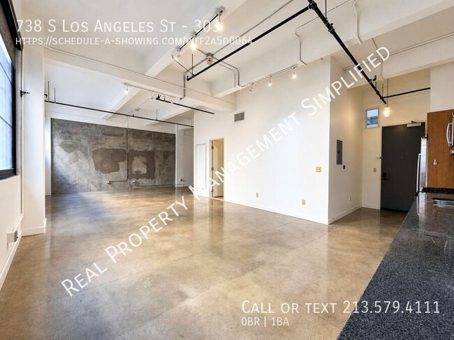 Building Photo - 738 S Los Angeles St