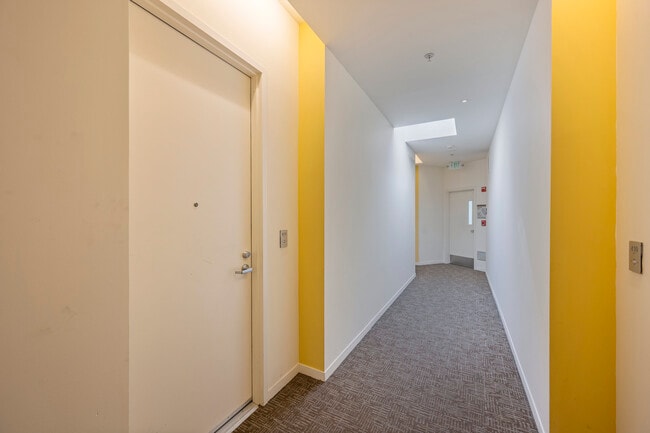 Foto del edificio - 3801 San Pablo Ave