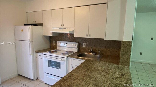 Foto del edificio - 5440 W 21st Ct