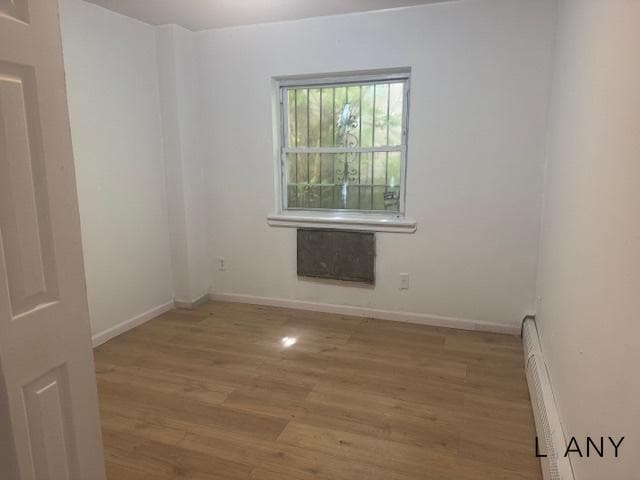 Building Photo - 3 bedroom in BRONX NY 10458