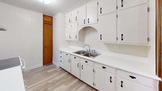 Foto del edificio - 300 4th St NE