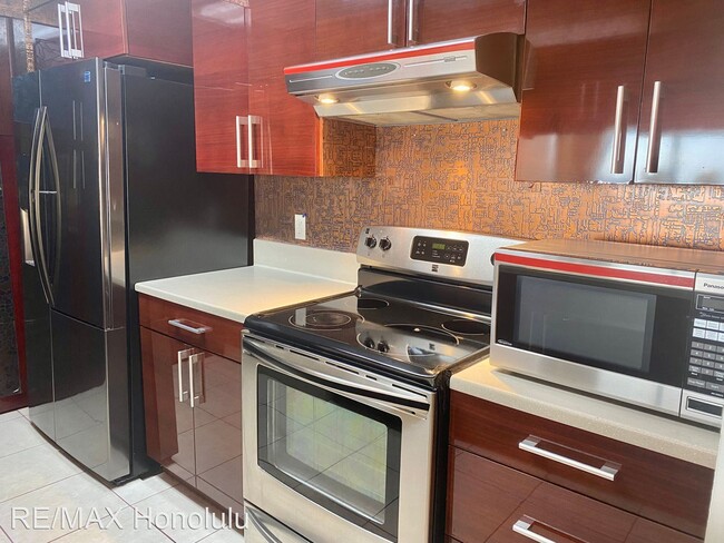 Foto del edificio - 1 br, 1 bath House - 583 Kamoku Street #3903