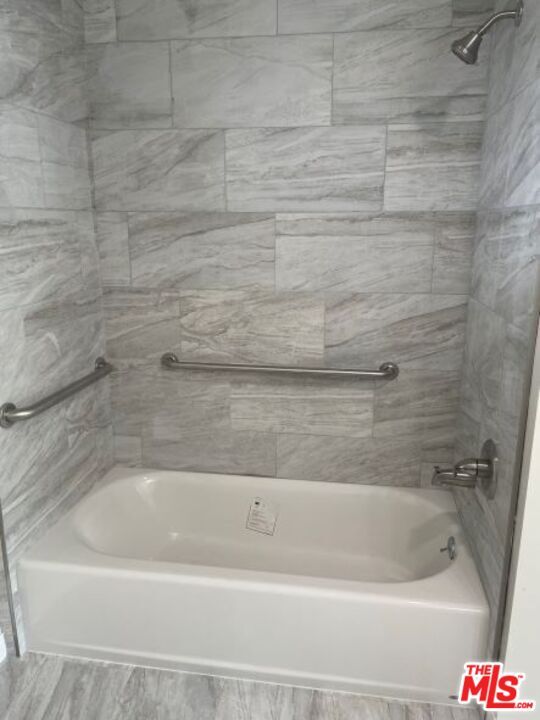 Foto del edificio - 767 N Avenue 50