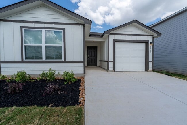 Building Photo - 9562 Ranch Lp